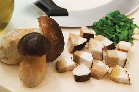 Il Cantinone Perugia  Cucina tipica e pizza specialità funghi